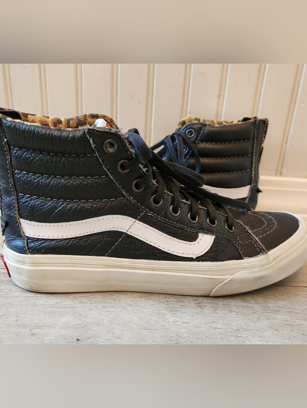 Vans SK8 Slim Hi Black Leather Sneakers w/Leopard Liner Women Sz 7-Men Sz 5.5